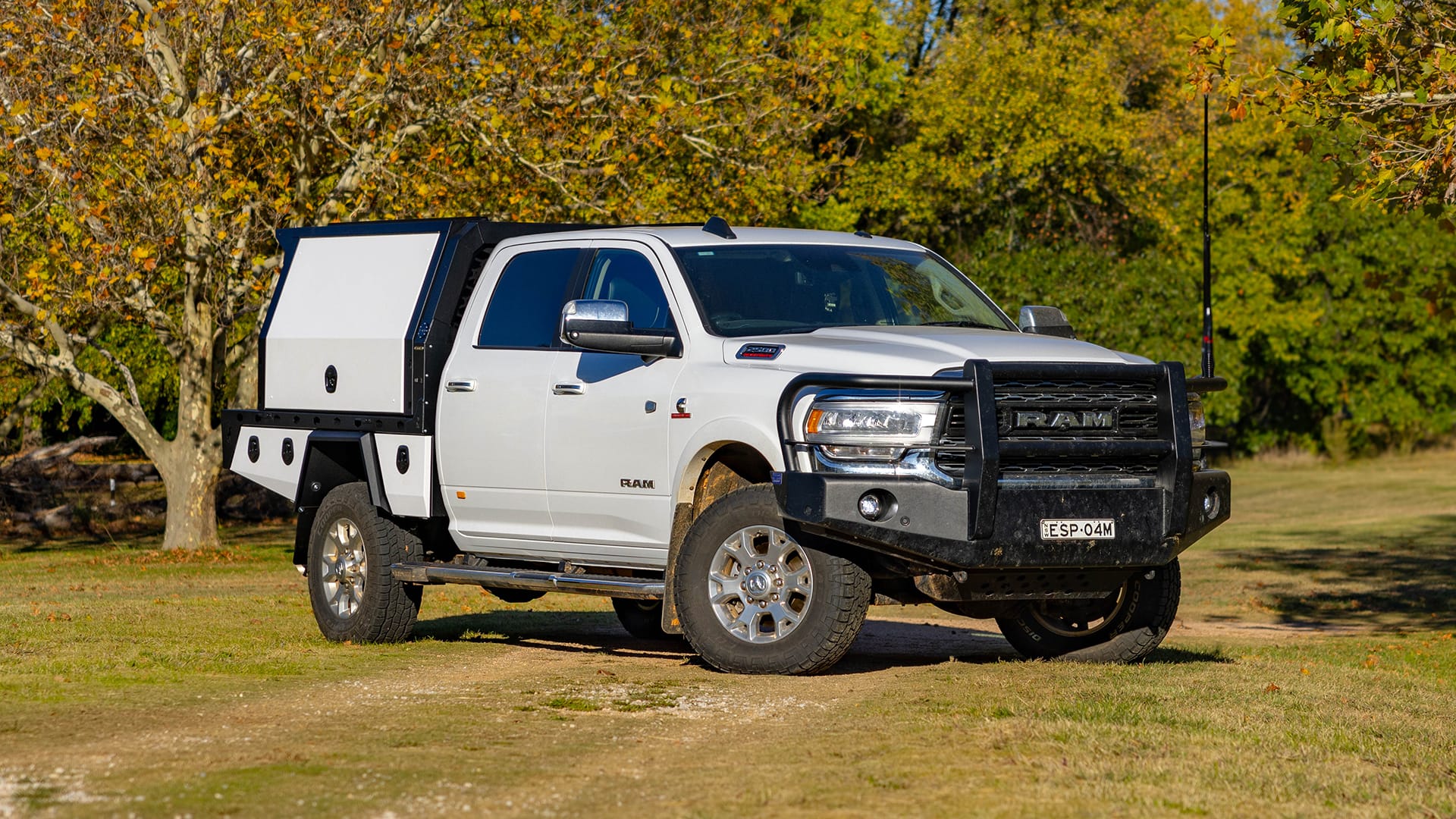 7107a Ram 2500 Premium Tray & Canopy-3