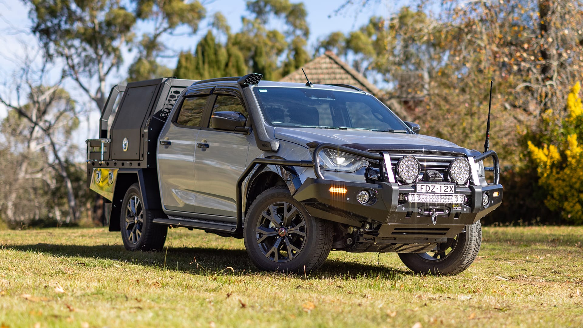 7544 Isuzu DMAX Premium Aluminium Tray & Canopy-3