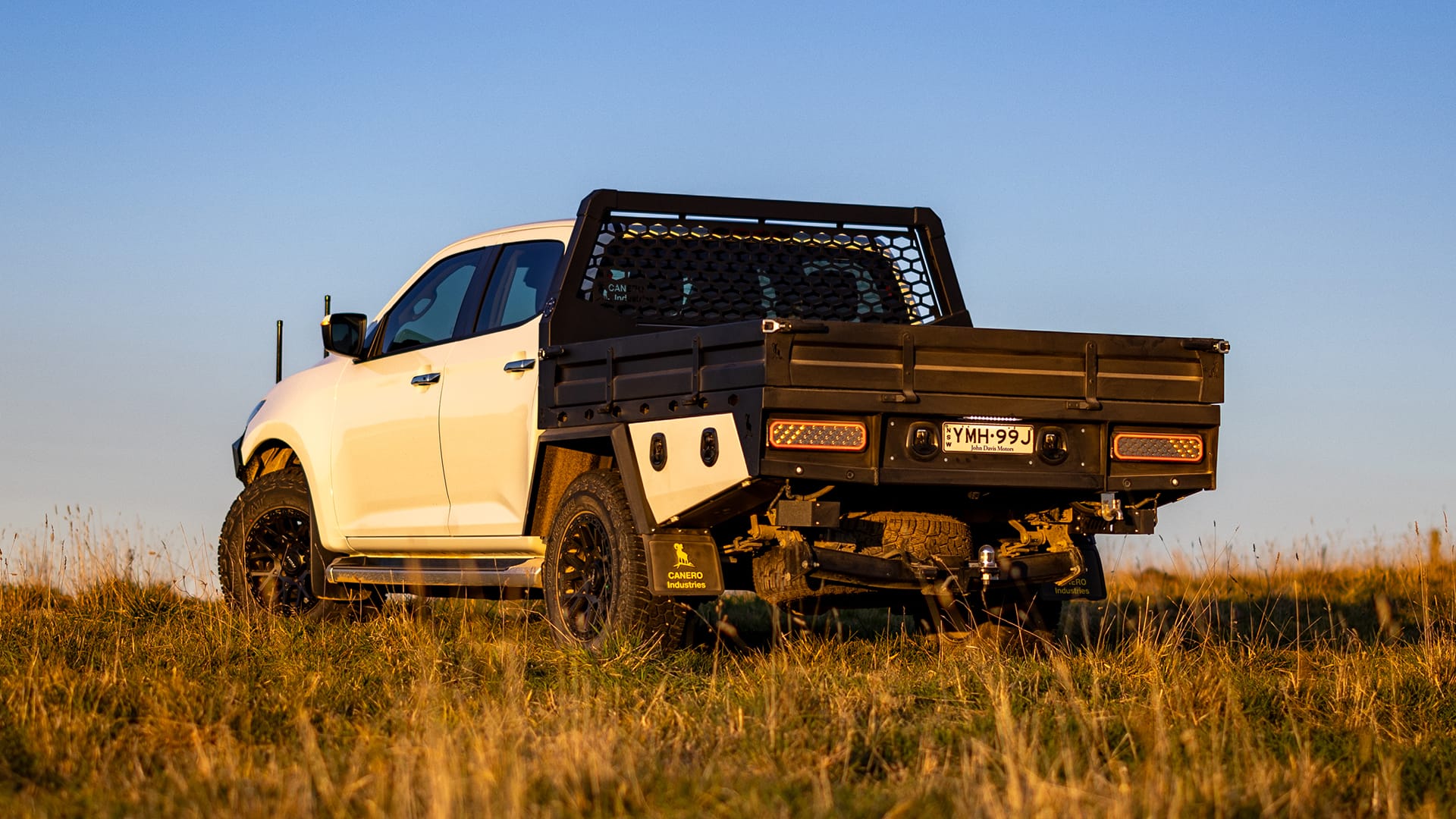 38. Mazda BT50 Premium Canero Aluminium Tray-1