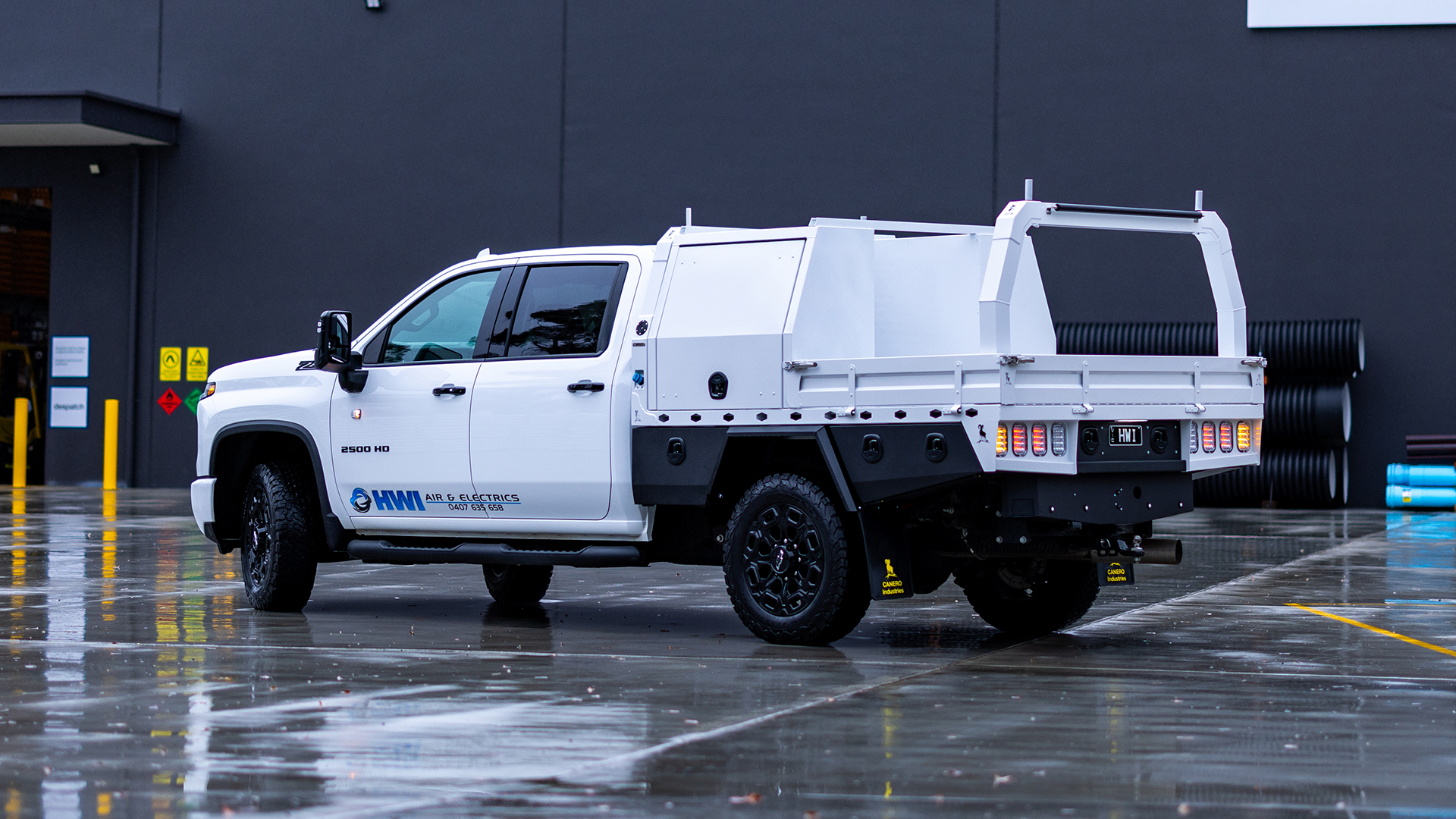 34. HWI Chevy 2500 Work Ute Premium Canero Tray & Canopy-1