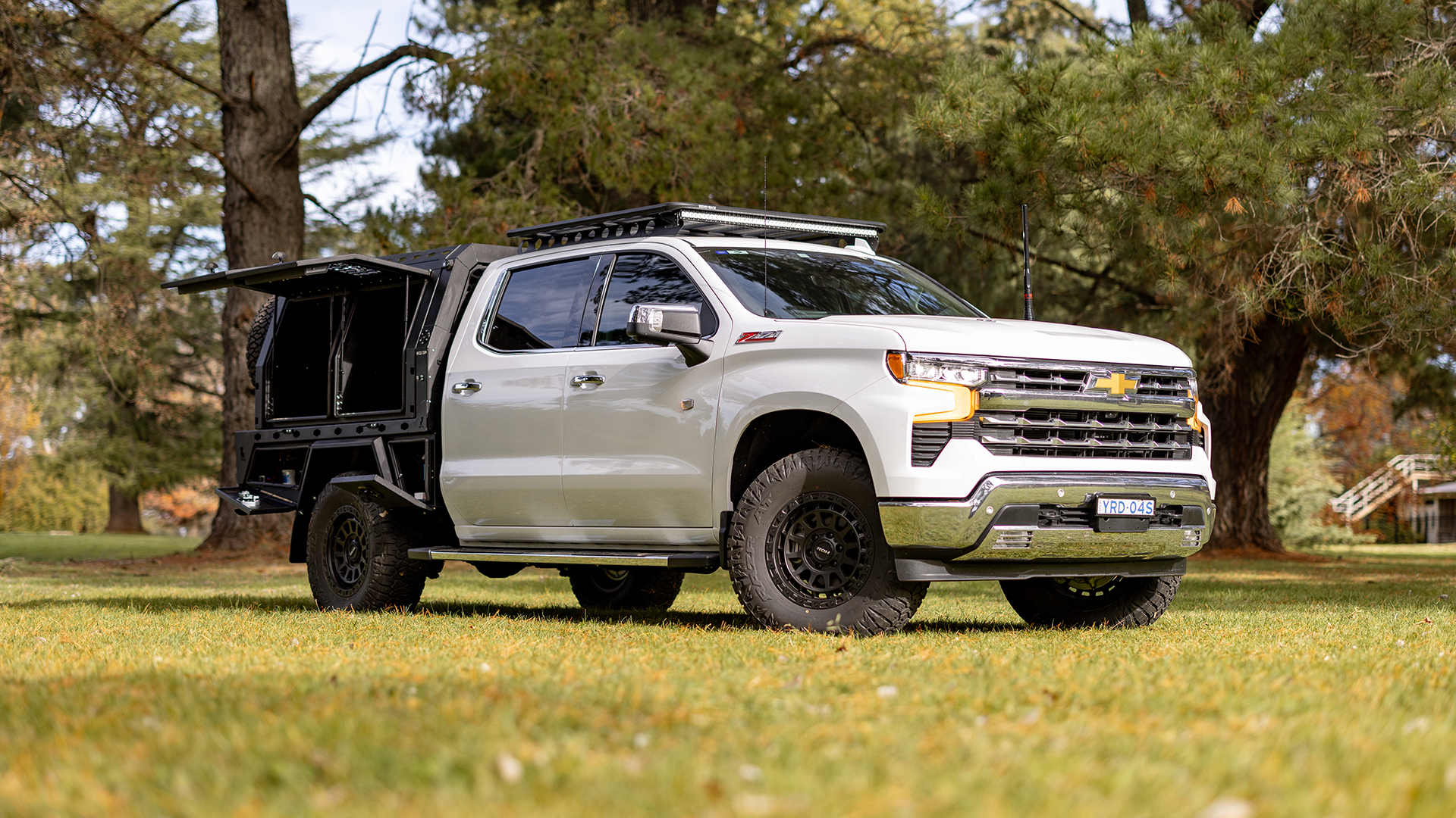 7439b Silverado Z71 Premium Tray & Canopy- 3