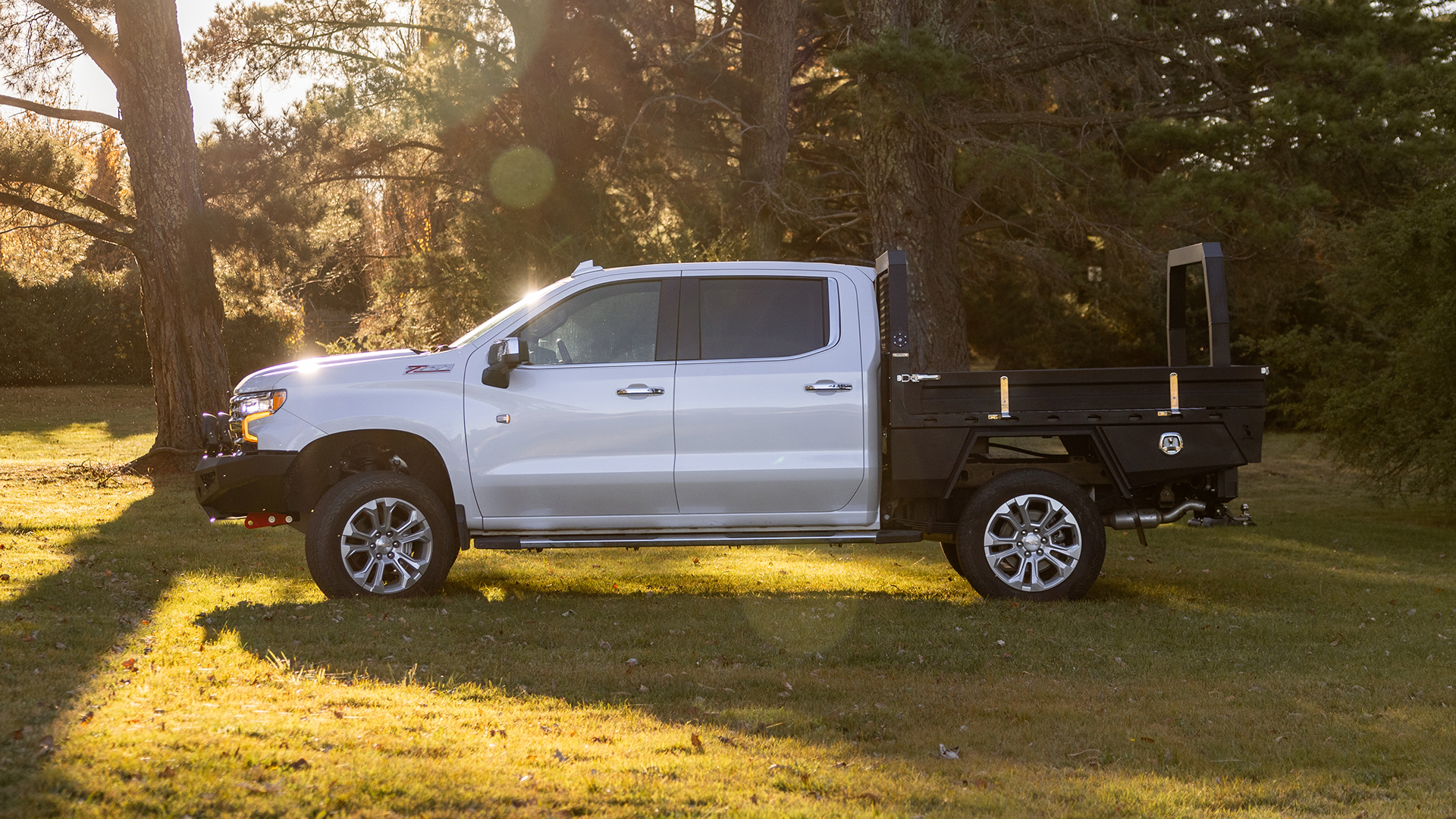 23. Silverado Z71 Premium Canero Aluminium Tray-2