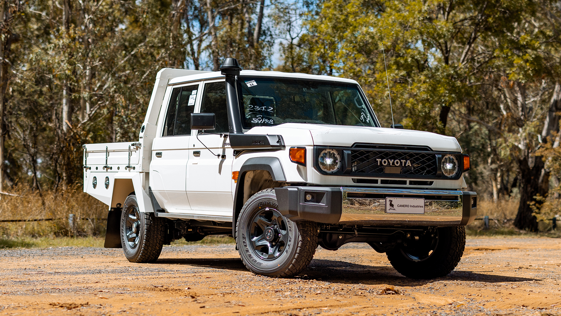 57. 79 Series LandCruiser Premium Canero Aluminium Tray-3