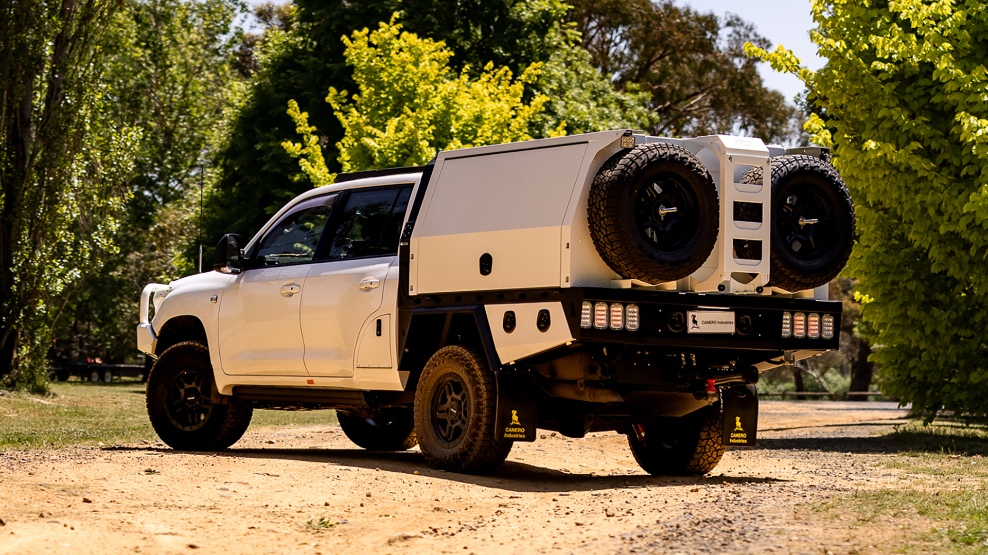 200 Series Landcruiser Premium Canero Tray & Canopy - Canero Industries