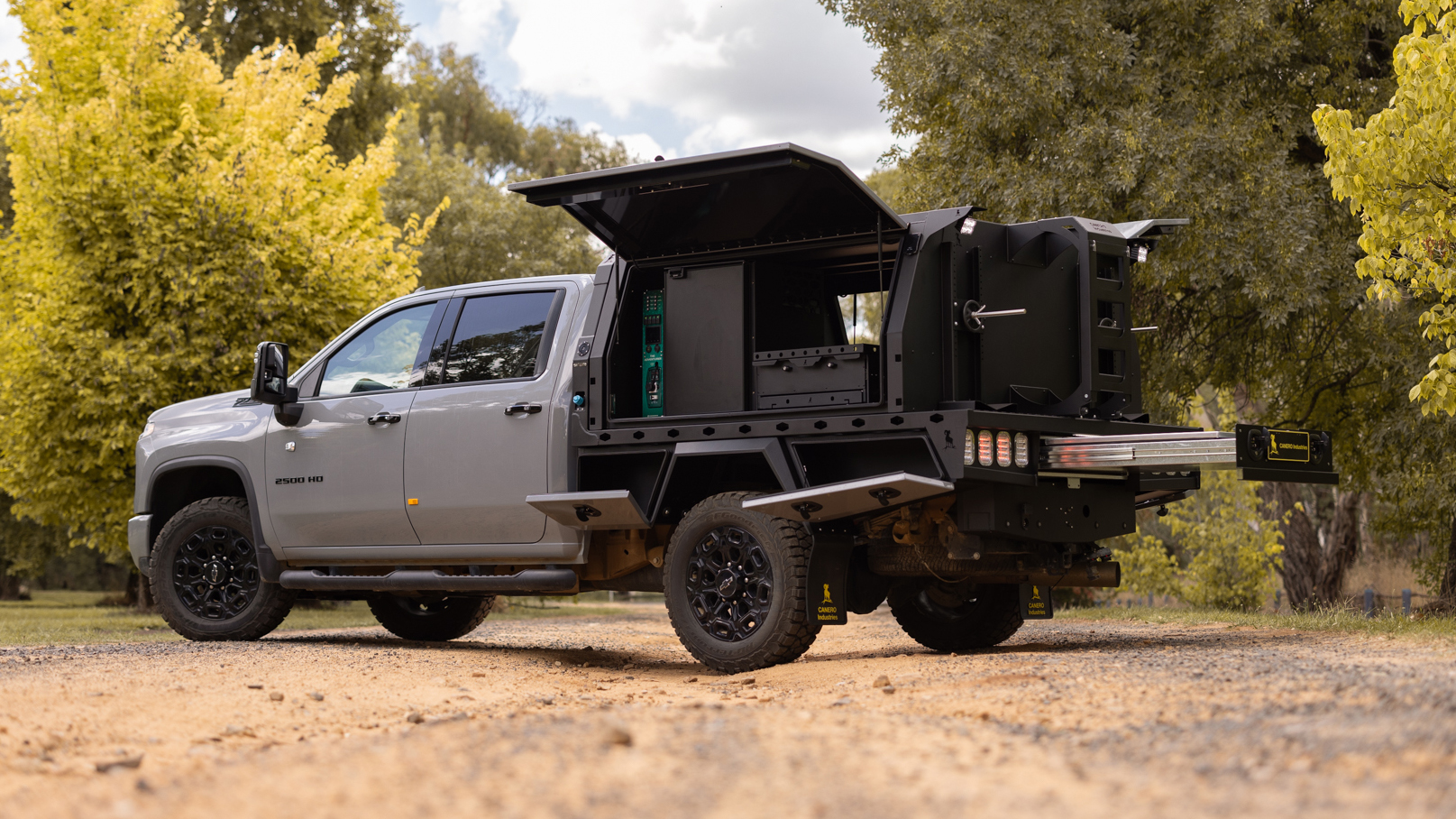 Silverado 2500 Tray & Canopy - Canero Industries