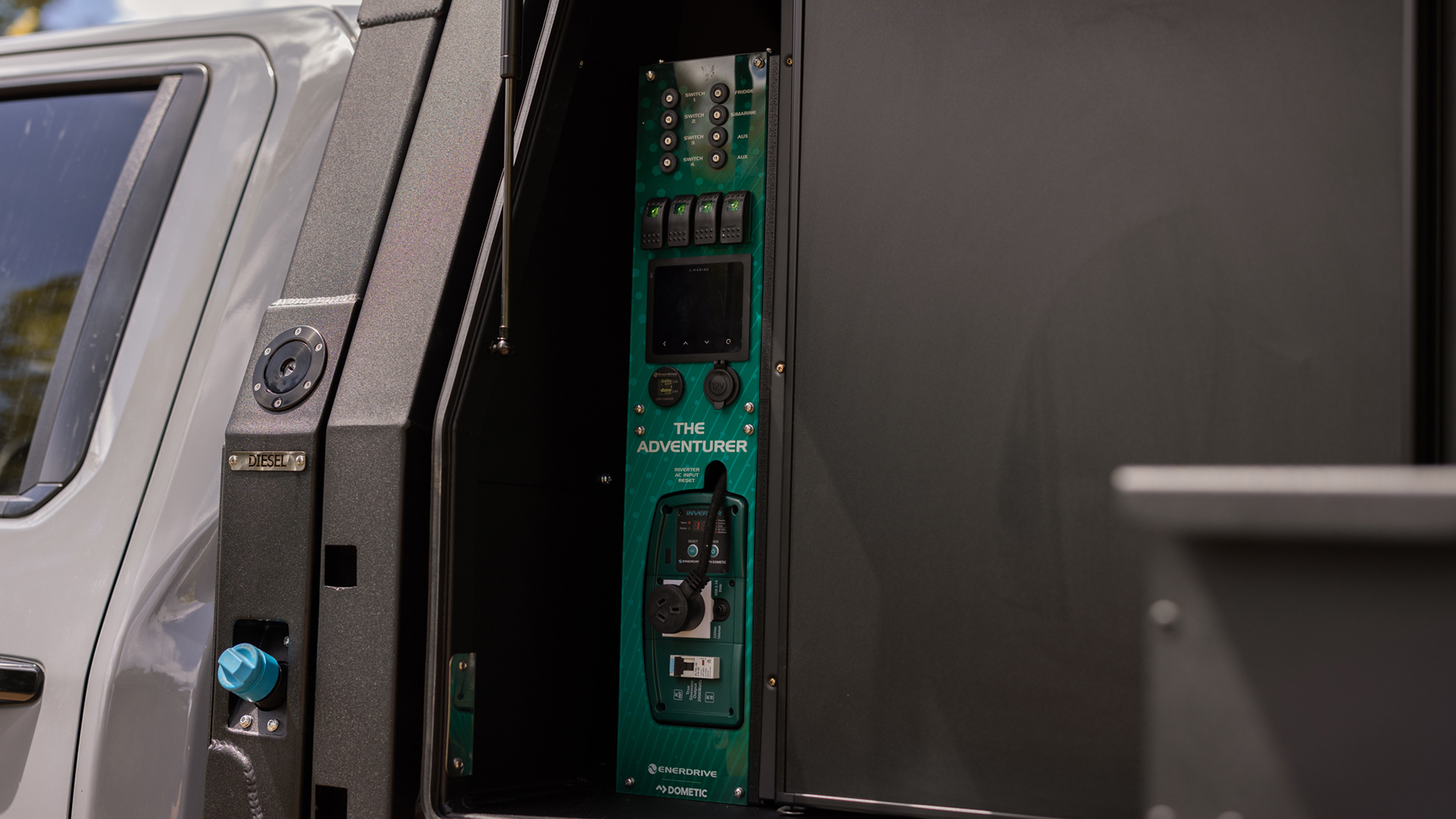Silverado 2500 Tray & Canopy - Canero Industries