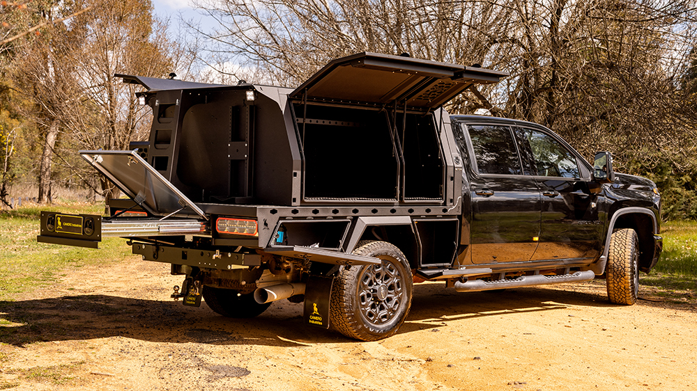 Chevrolet 2500 premium aluminium tray & canopy - Canero Industries