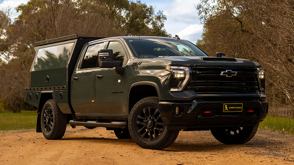 Silverado 2500 HD Premium Tray & Canopy